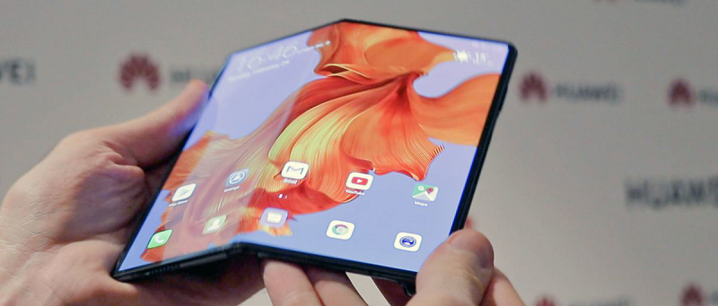 折疊屏手機Mate X：感覺不到中間有折痕
