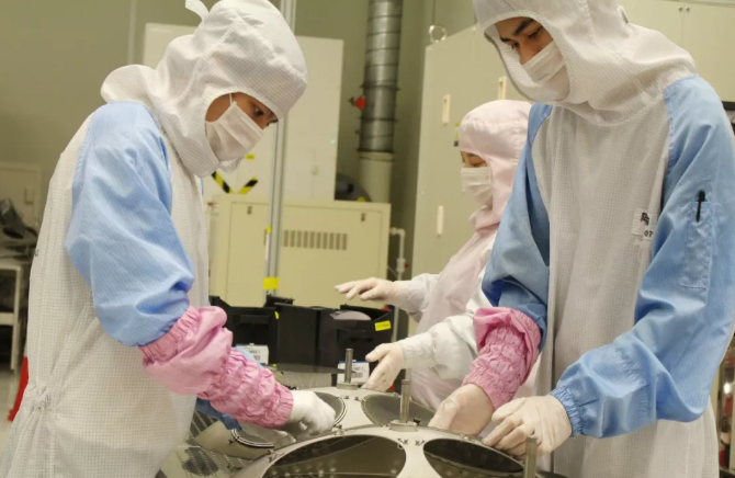 硬核! 國內第一條全內資半導體12吋線！